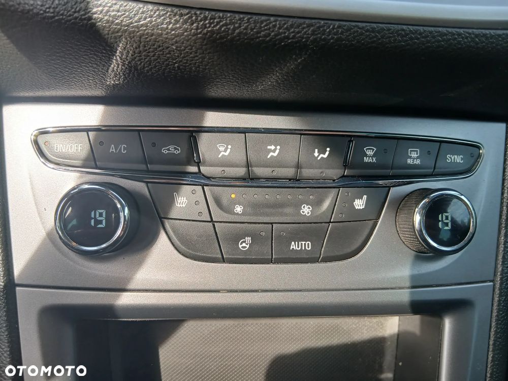 Opel Astra 1.6 CDTI DPF ecoFLEX TourerStart/Stop Selection - 22