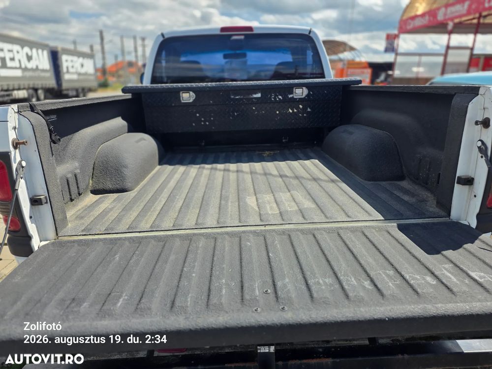 Dodge RAM - 12