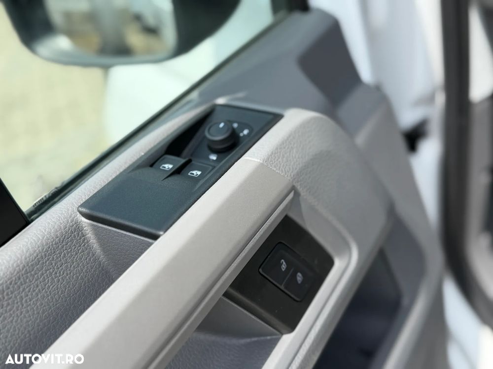Volkswagen Crafter - 16