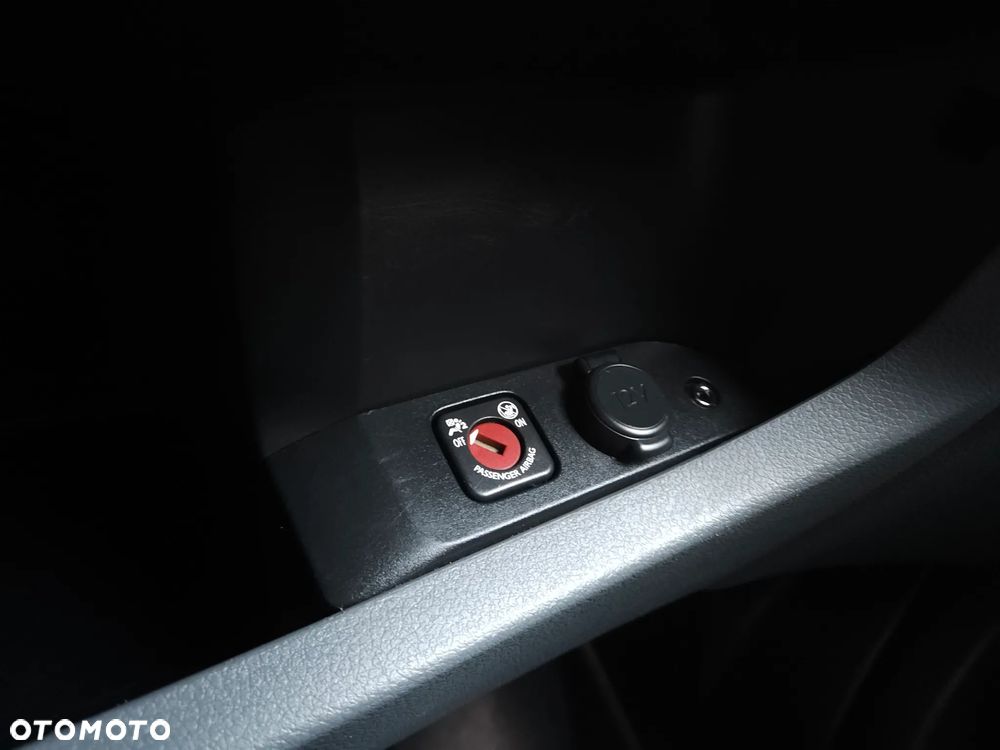 Citroën JUMPY L3 H1 Holenderka 6-Osobowy - 29