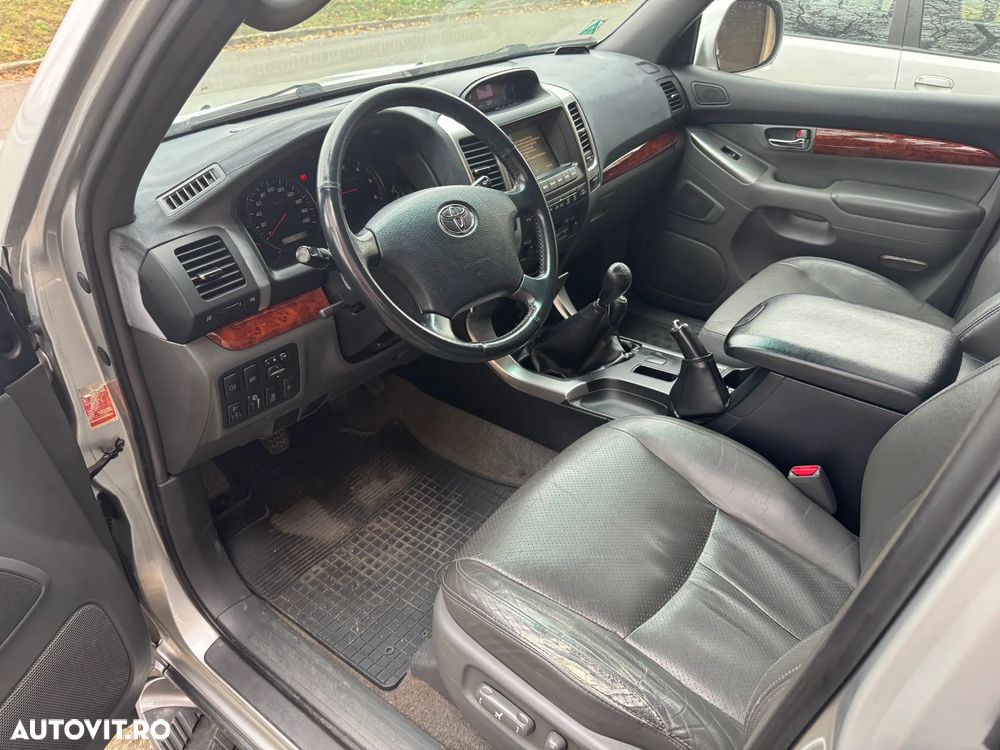 Toyota Land Cruiser 3.0 TD-4D Executive - 12