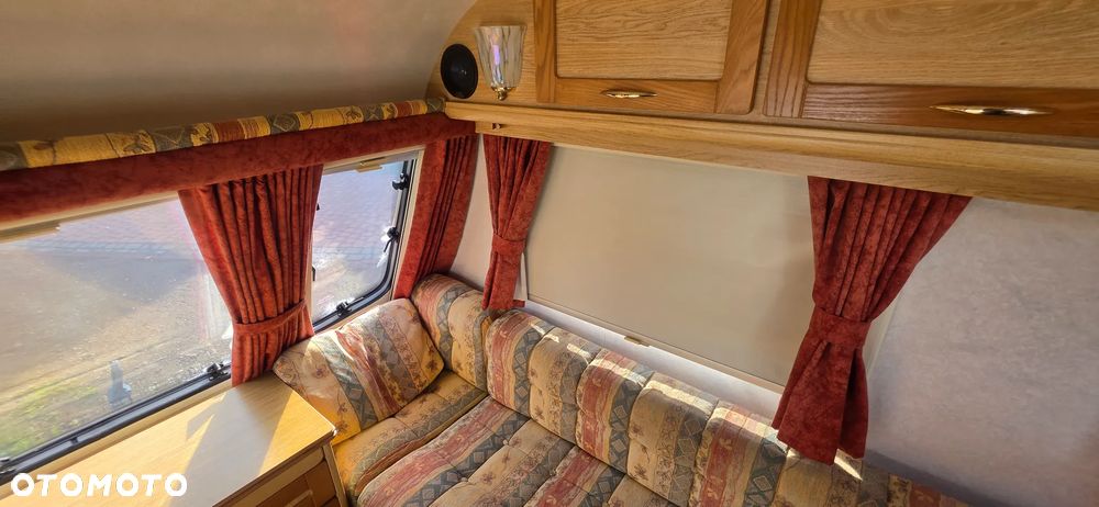 Elddis Avante - 12