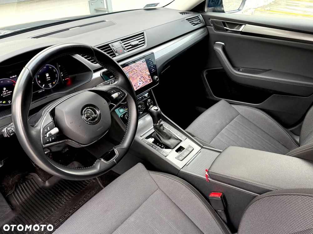 Skoda Superb 2.0 TDI SCR Style DSG - 17