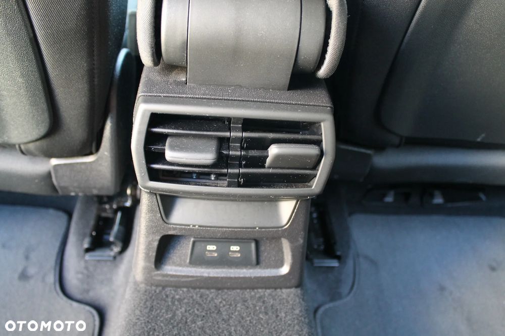 Audi A3 Sportback 1.4 TFSI e-tron Sport S tronic - 21