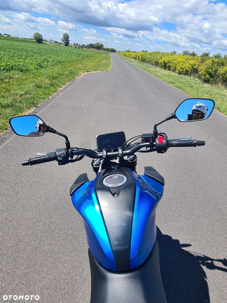Honda CBR - 7