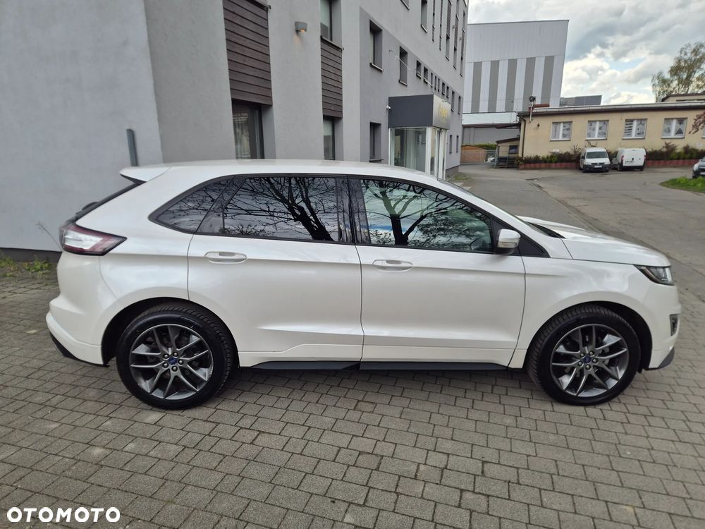 Ford Edge 2.0 TDCi Bi-Turbo 4x4 Titanium - 5