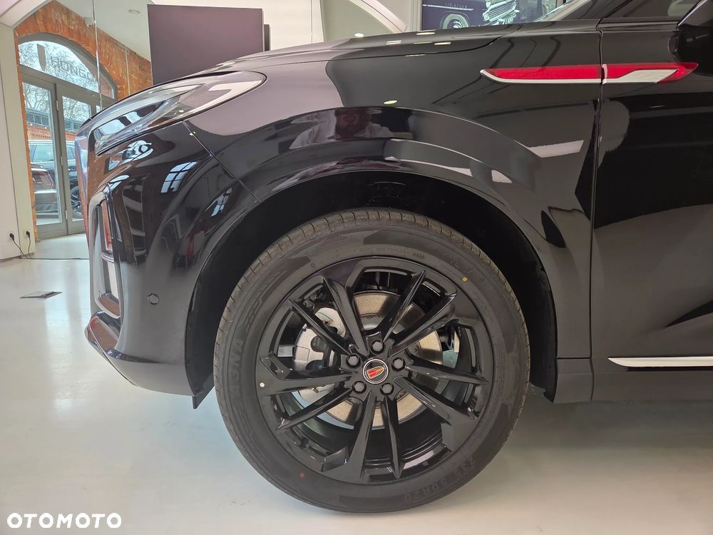 Hongqi HS3 2.0T AWD - 11