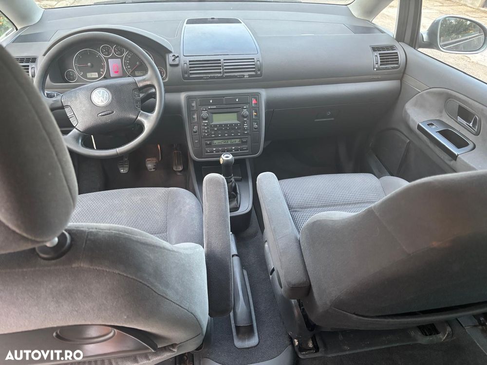 Volkswagen Sharan 1.9 TDI 4Motion - 2