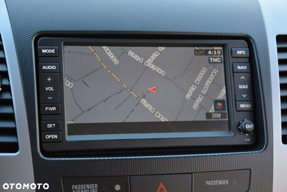 Citroën C-Crosser 2.2 HDi Exclusive DCS - 28