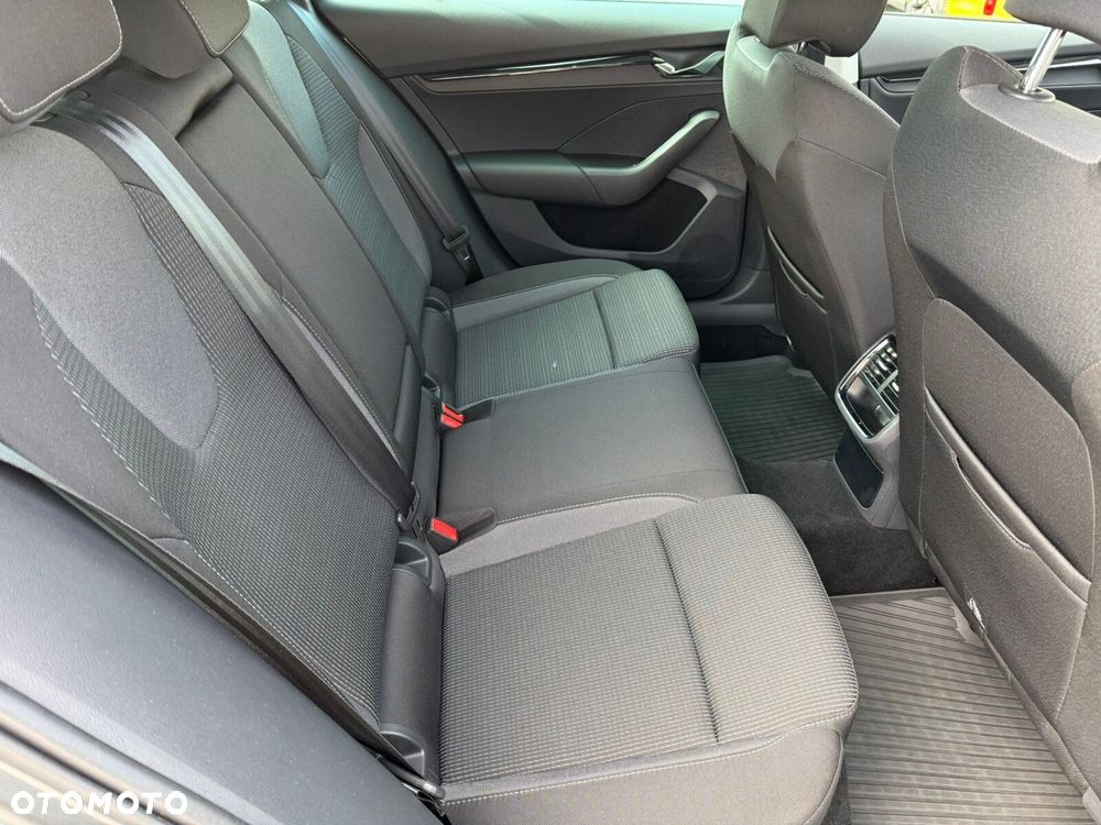 Skoda Octavia 1.5 TSI e-Tec Ambition DSG - 25