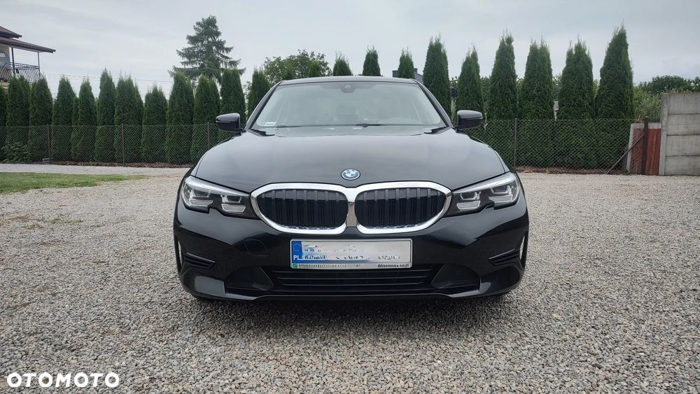 BMW Seria 3 330e Advantage - 16