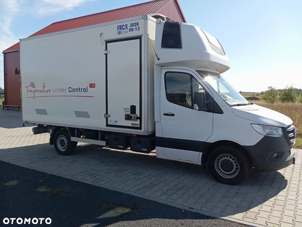 Mercedes-Benz Sprinter - 13