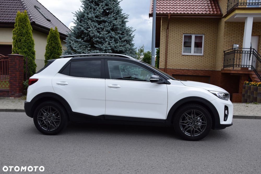 Kia Stonic 1.0 T-GDI 120 DCT OPF Edition 7 - 3