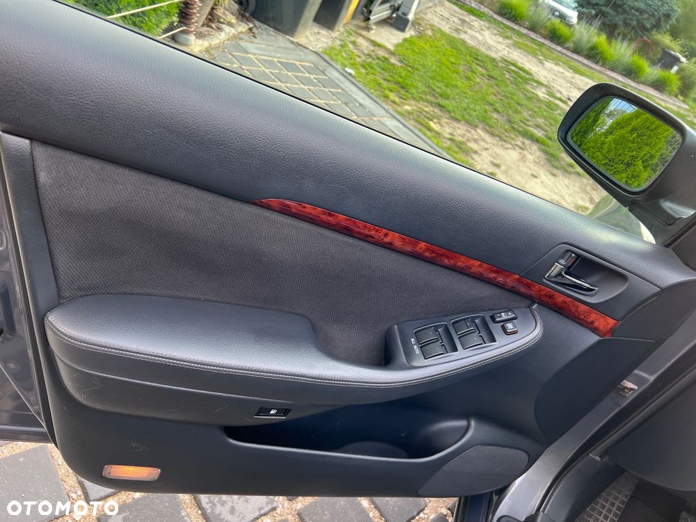 Toyota Avensis 2.0 D-4D Prestige - 7