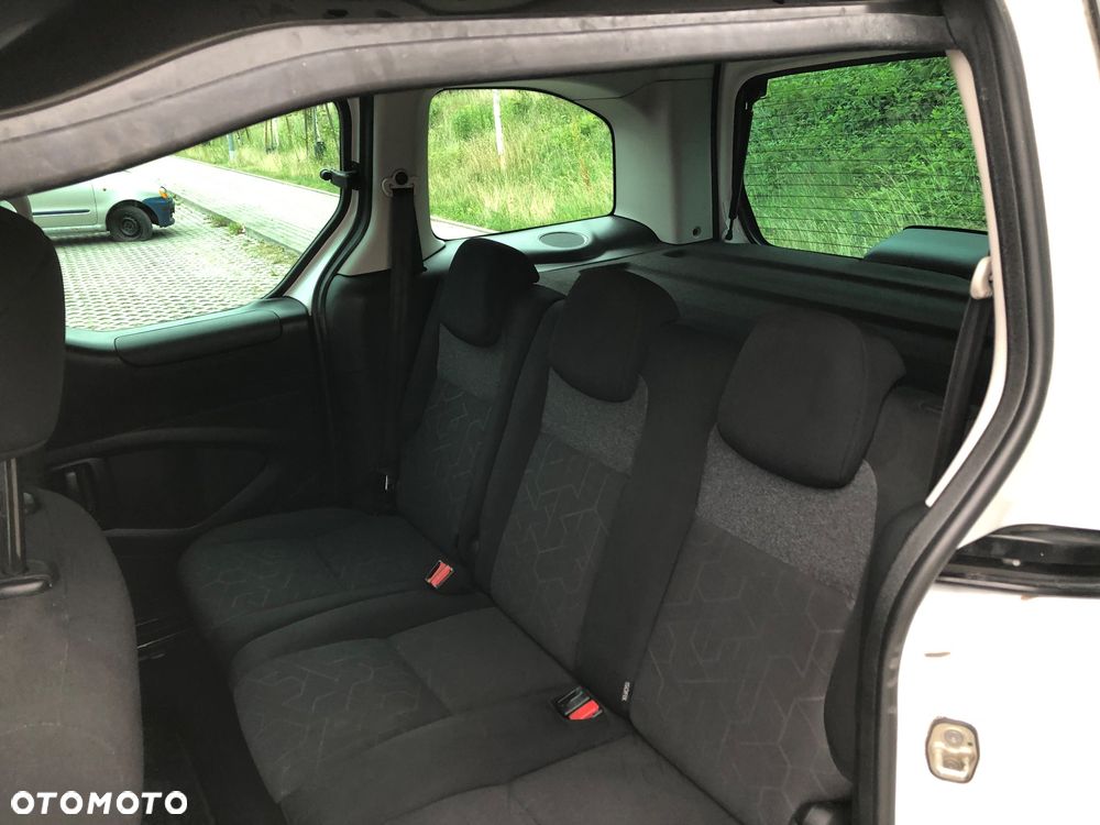 Peugeot Partner - 12