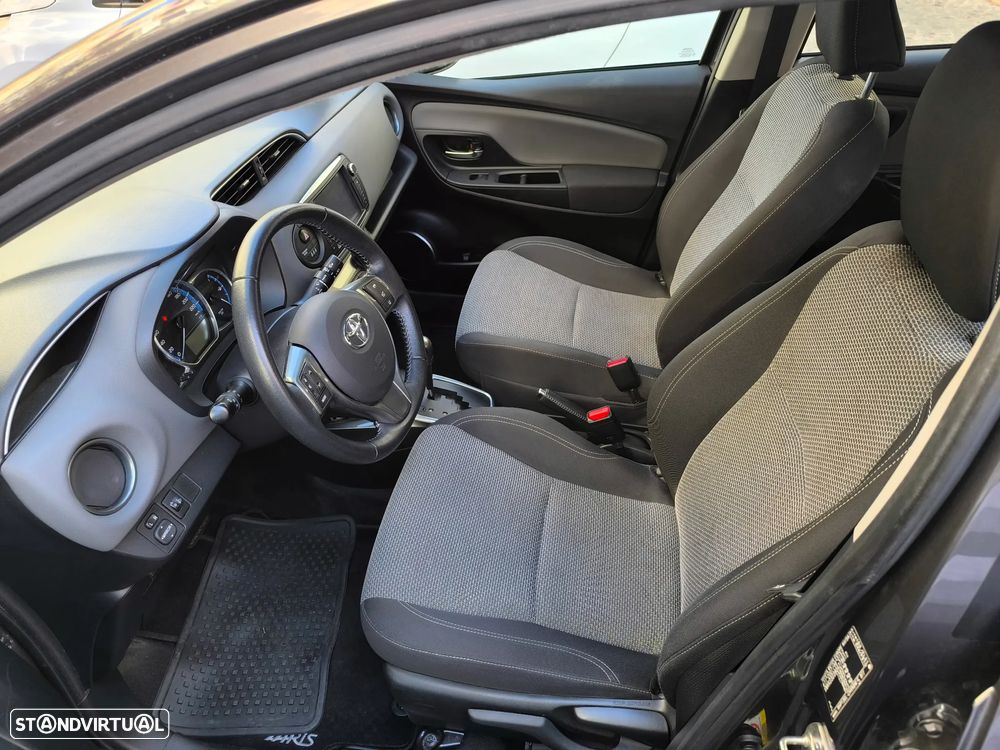 Toyota Yaris 1.5 HSD Comfort +P.Style+P.Techno - 10