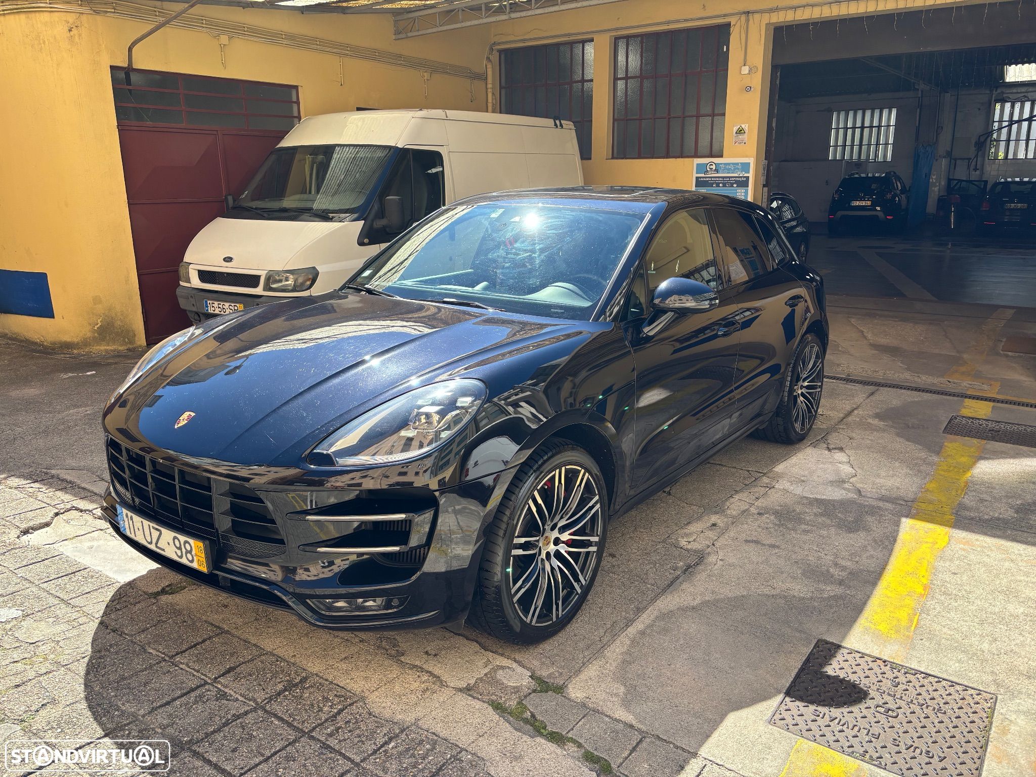 Porsche Macan Turbo Performance Package - 1