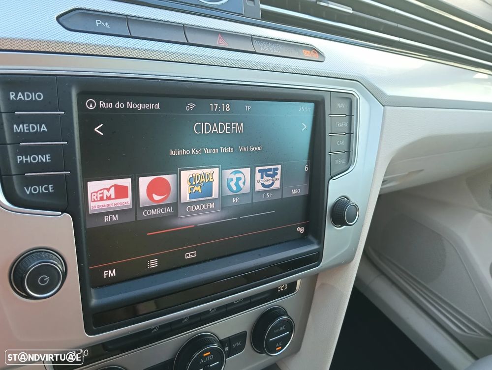 VW Passat 2.0 TDI Highline DSG - 25