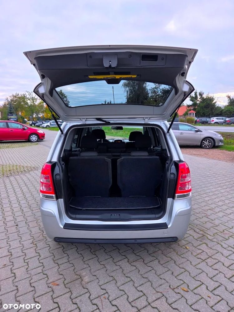Opel Zafira 1.8 Active - 11