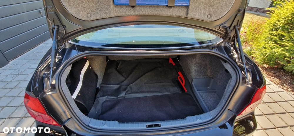 BMW Seria 3 320d - 16