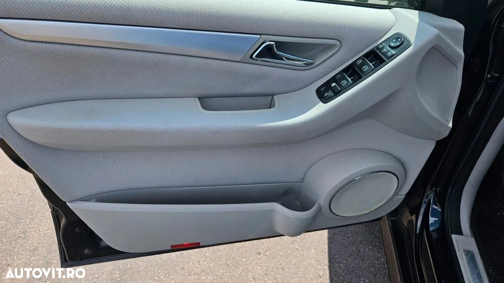 Mercedes-Benz B 200 CDI Autotronic - 9