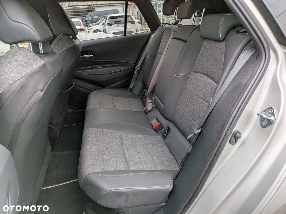 Toyota Corolla 2.0 Hybrid Style - 35