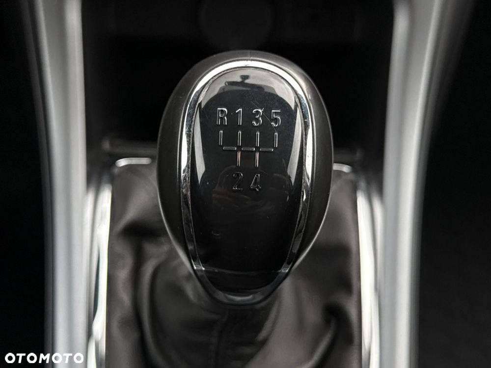 Opel Astra 1.6 Enjoy - 18