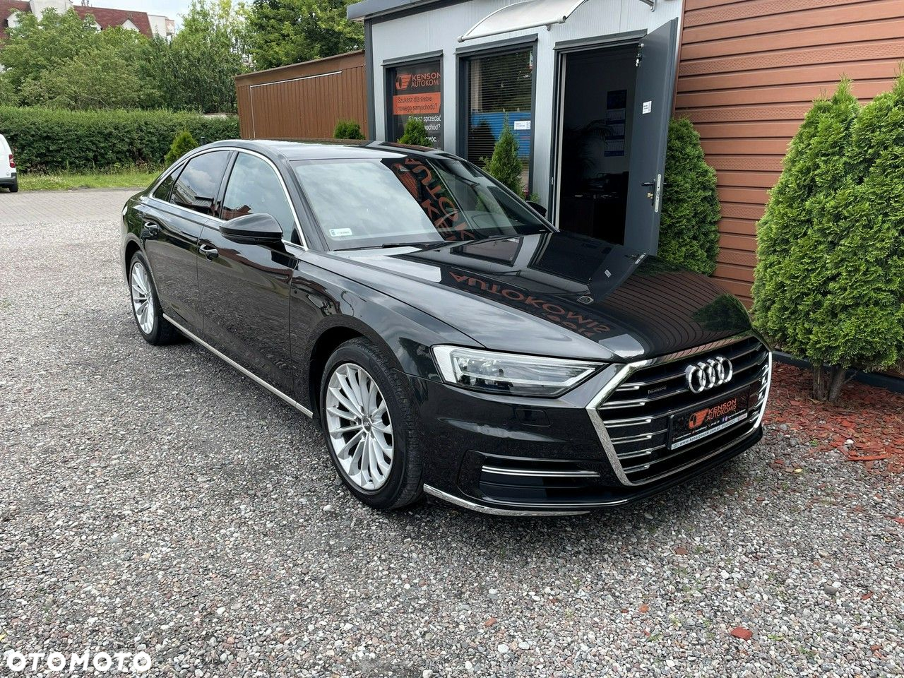 Audi A8 - 2