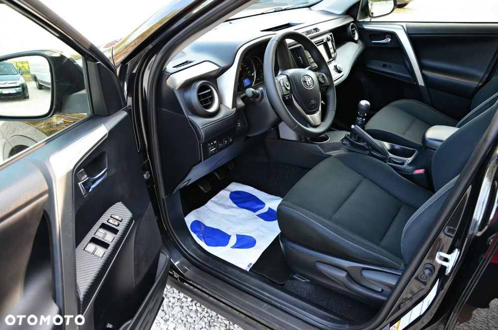 Toyota RAV4 2.0 Premium 4x4 - 28