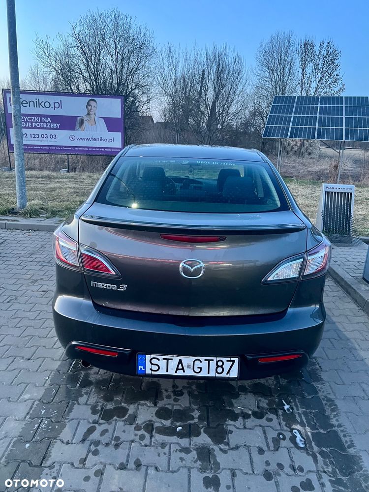 Mazda 3 - 4