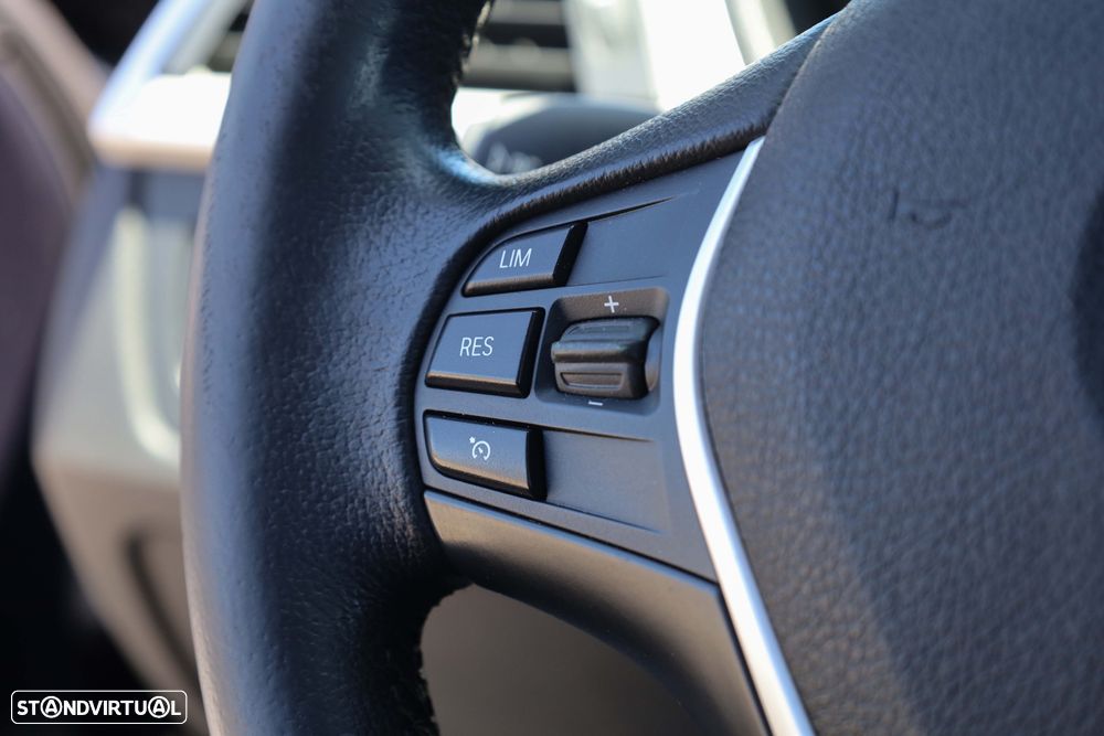 BMW 320 d ED Line Luxury Auto - 21