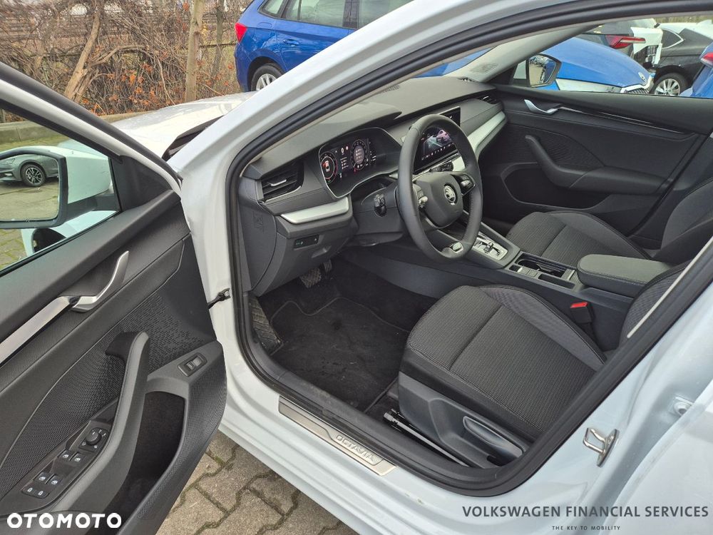 Skoda Octavia 1.5 TSI mHEV Selection DSG - 7