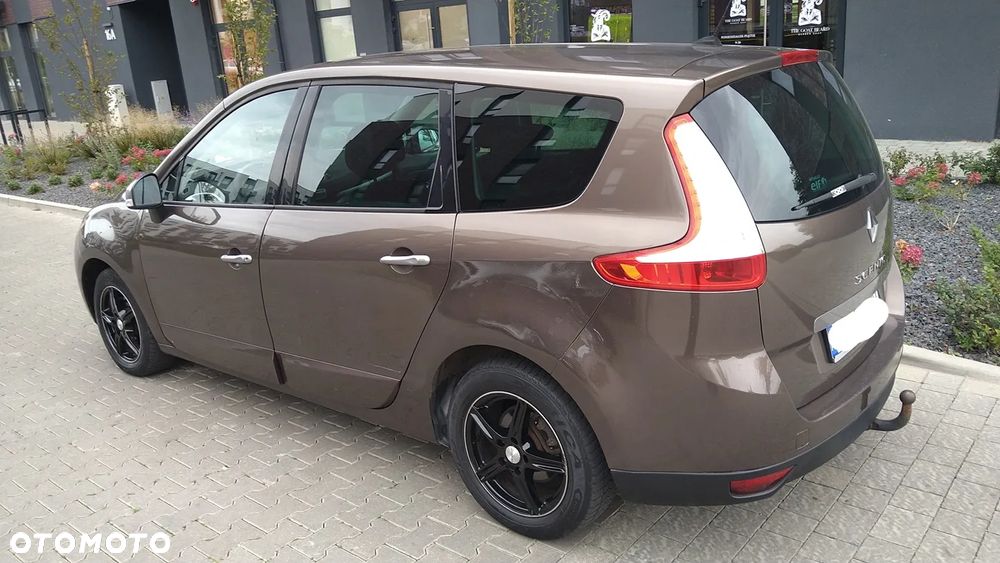 Renault Scenic 1.6 16V Authentique - 4