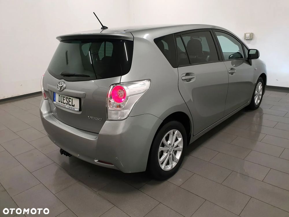 Toyota Verso 2.0 D-4D Premium - 7