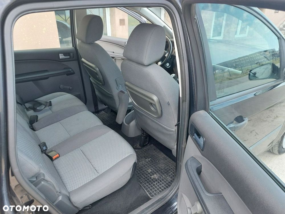 Ford Focus C-Max - 13