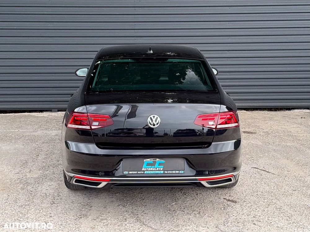 Volkswagen Passat 2.0 TDI DSG Highline - 38