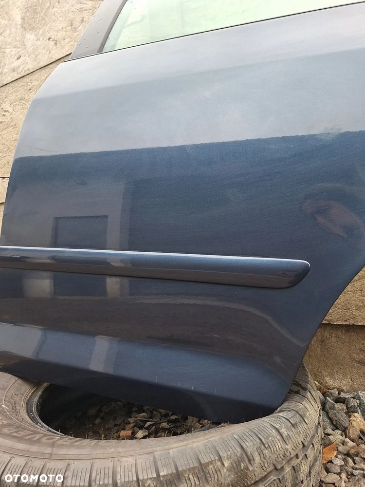 DRZWI LEWY TYŁ VW GOLF PLUS LC5F KPL. - 2