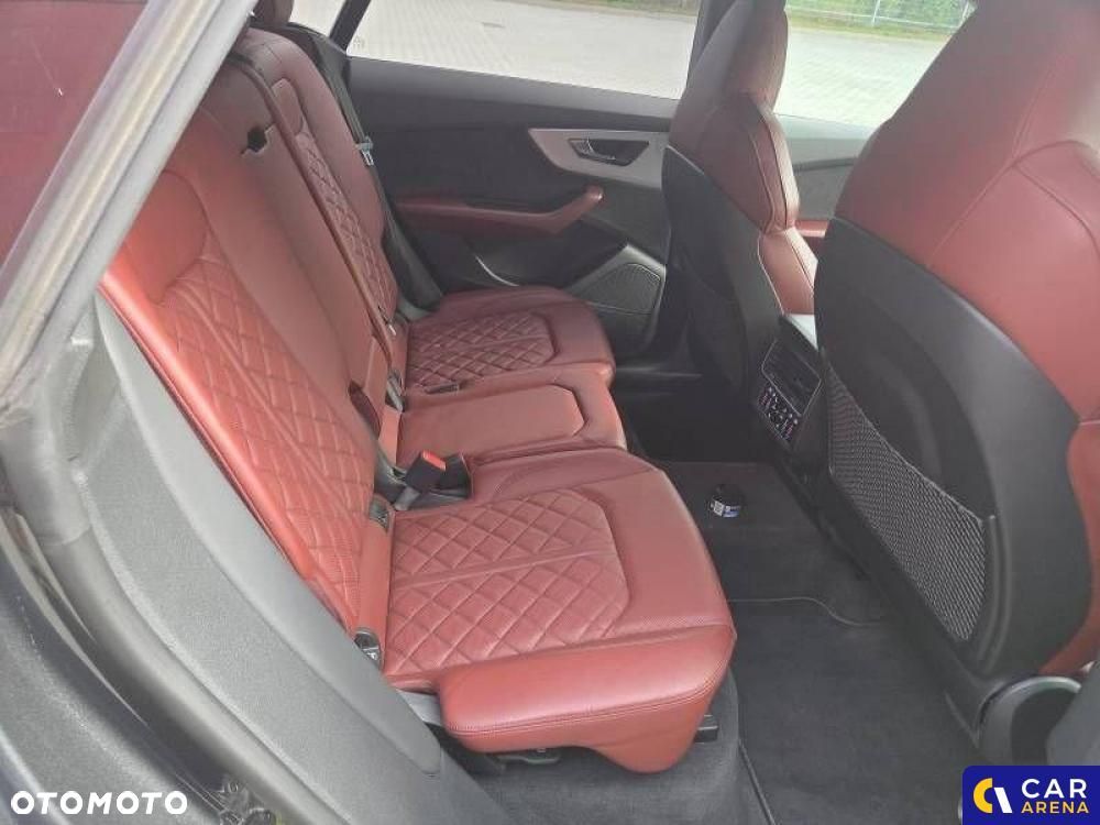 Audi SQ8 - 28