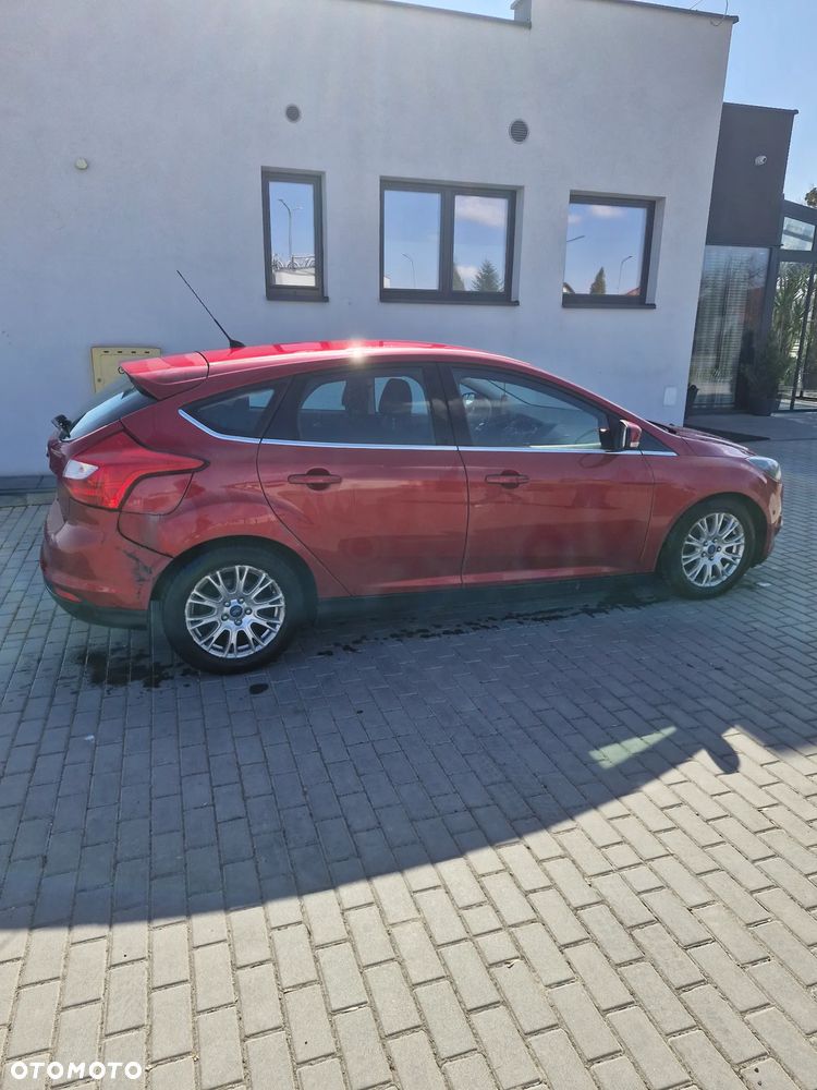 Ford Focus - 23