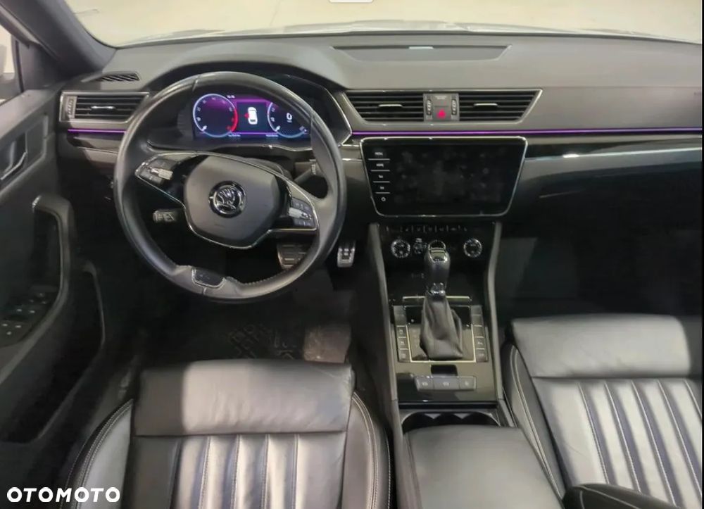 Skoda Superb 2.0 TSI L&K DSG - 5