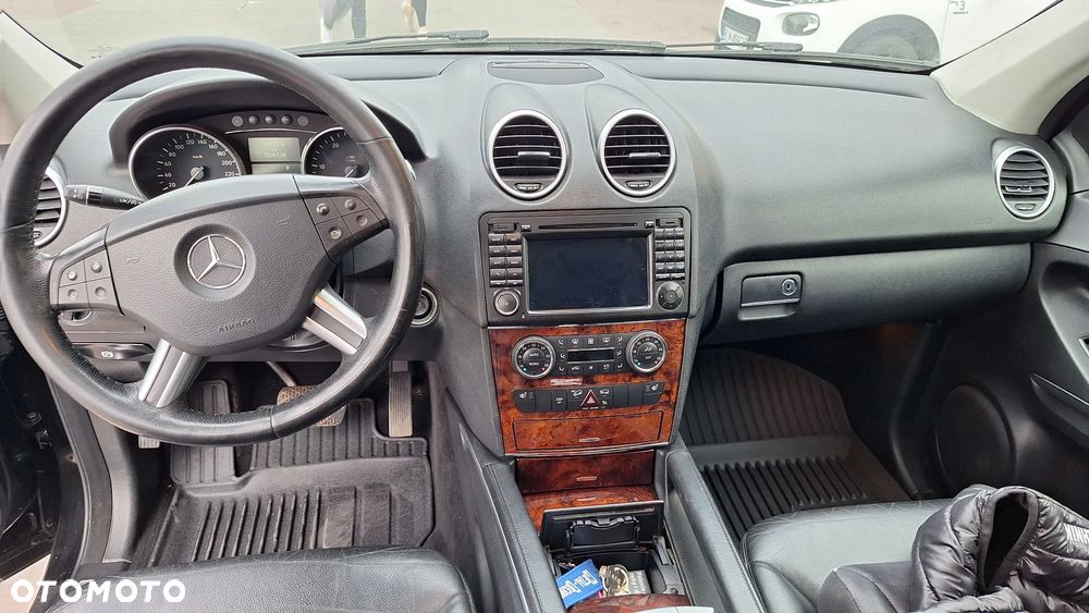 Mercedes-Benz ML - 5