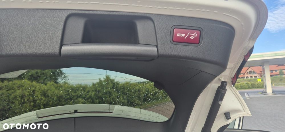 Mercedes-Benz GLA 250 4-Matic - 8