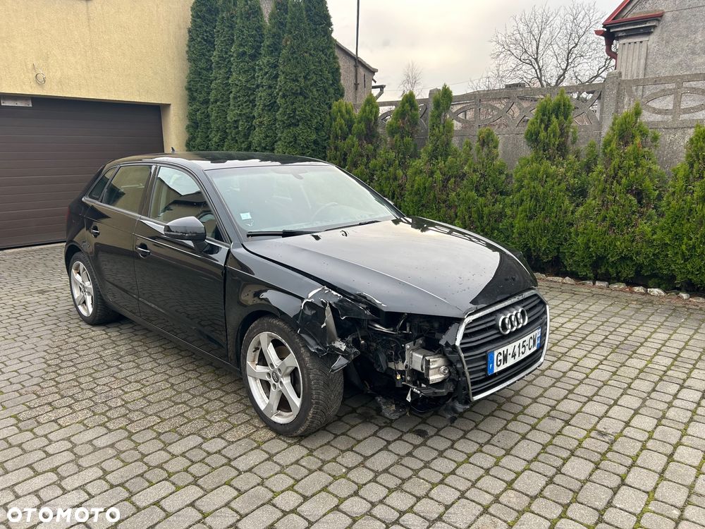 Audi A3 Sportback - 3