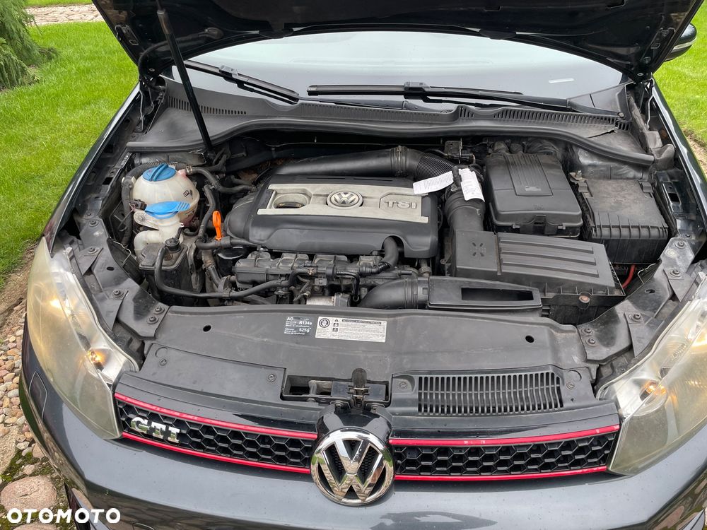 Volkswagen Golf - 21