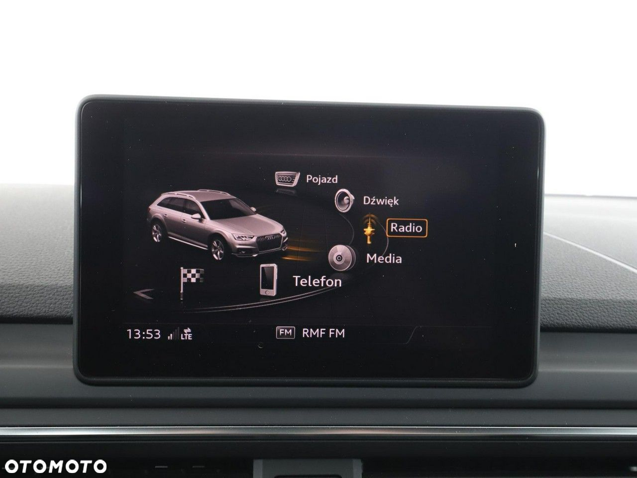 Audi A4 Allroad 2.0 TDI Quattro - 23