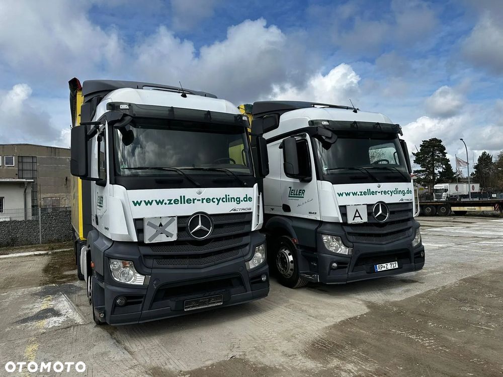 Mercedes-Benz ACTROS - 1