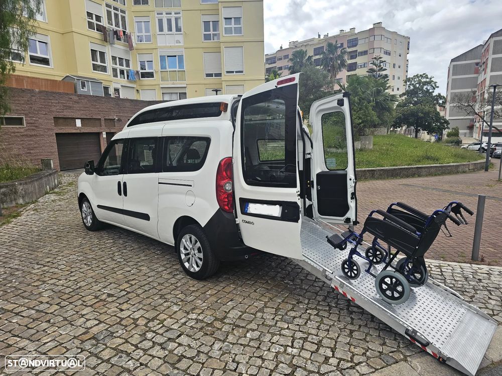 Opel Combo D ,Com Rampa Cadeira De Rodas - 1