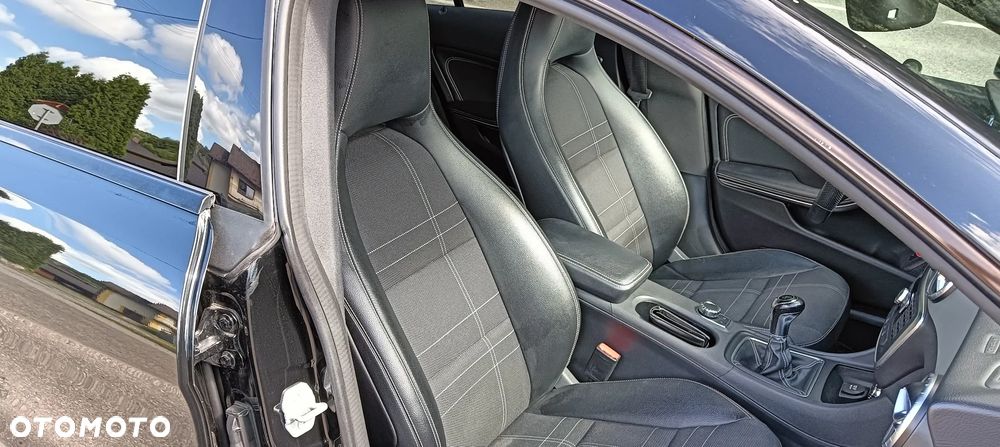 Mercedes-Benz CLA - 4