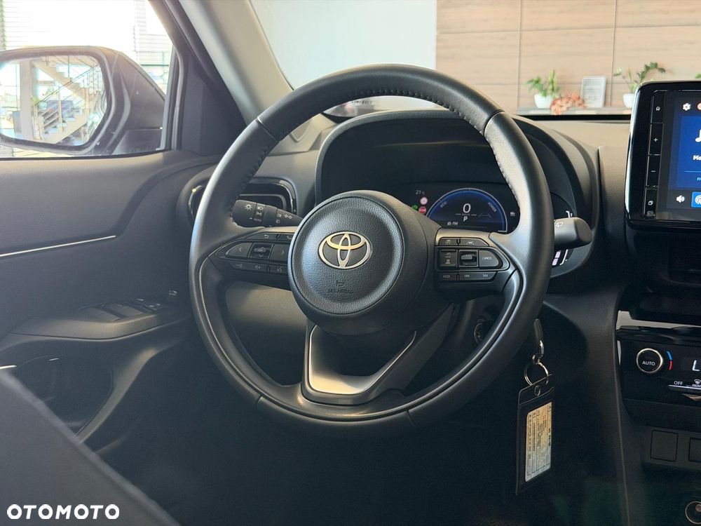 Toyota Yaris - 12