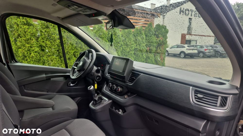 Renault Trafic - 10